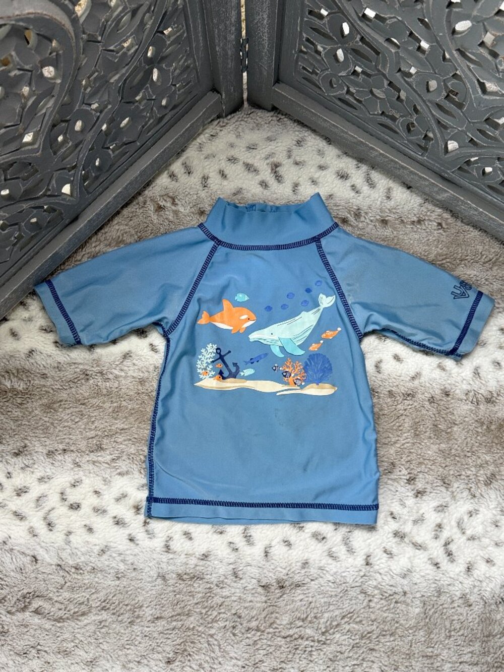 UV Skinz blue short sleeve rashguard boys 2T whale fish tropical beach summer